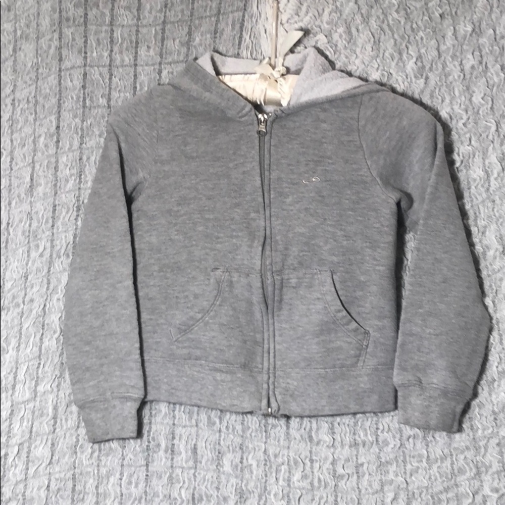 Hoodie with front pocket for kids.